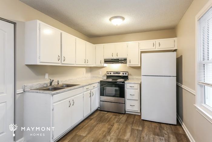 421 Sellwood Cir - Photo 7 of 15