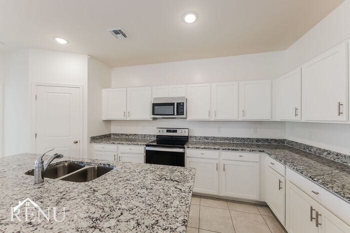35228 W San Capistrano Ave - Photo 3 of 18