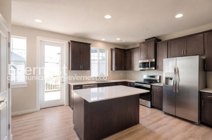 1621 Seattle Hill Rd - Photo 6 of 25