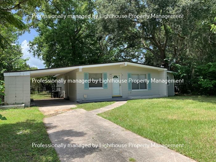 9036 Castle Blvd - Photo 2 of 17