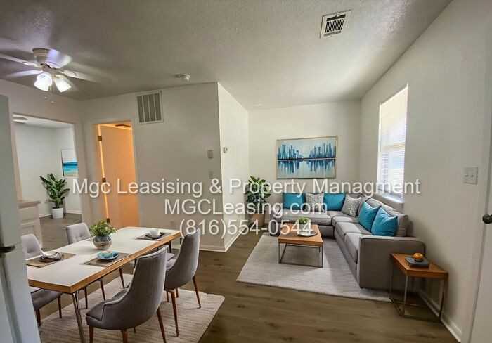 313 Se Grand Ave #1 - Photo 3 of 9
