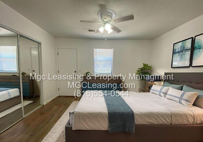 313 Se Grand Ave #1 - Photo 5 of 9
