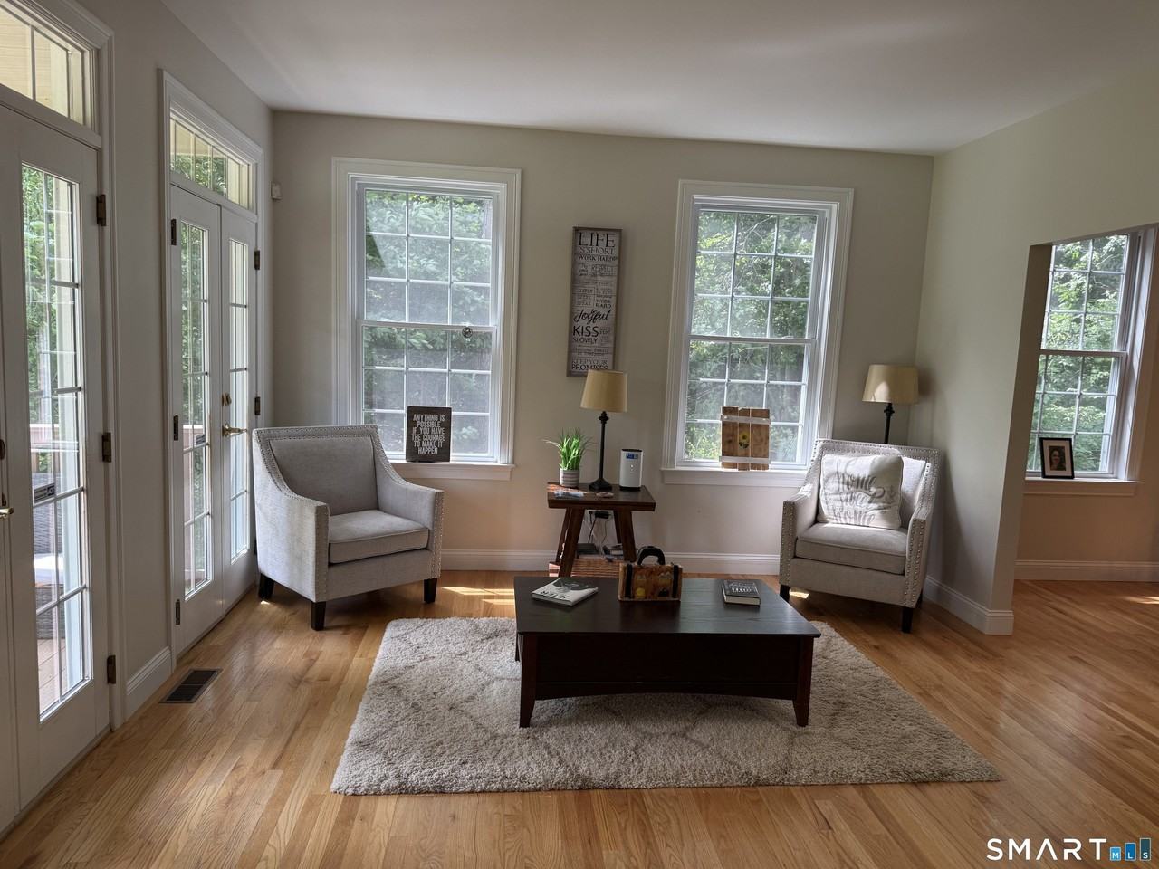 405 Washington Dr - Photo 7 of 27