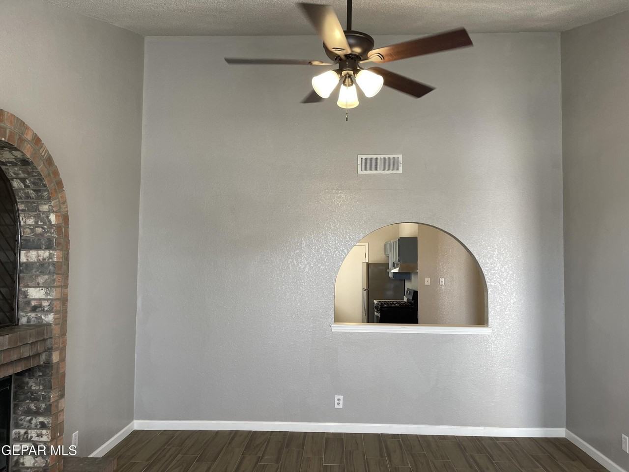12144 Blue Quail Ave - Photo 4 of 17