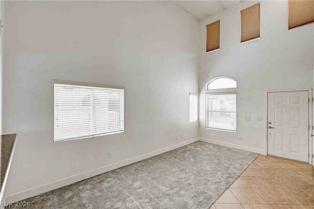 9985 Big Bow Springs Ct - Photo 6 of 37