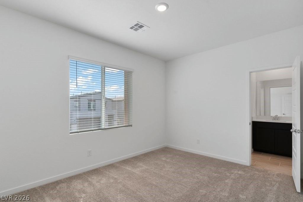 8328 Meridian Ridge Ave - Photo 7 of 32