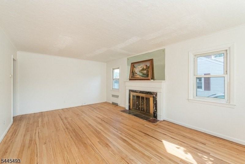 47 Linden Ave #1 - Photo 3 of 12