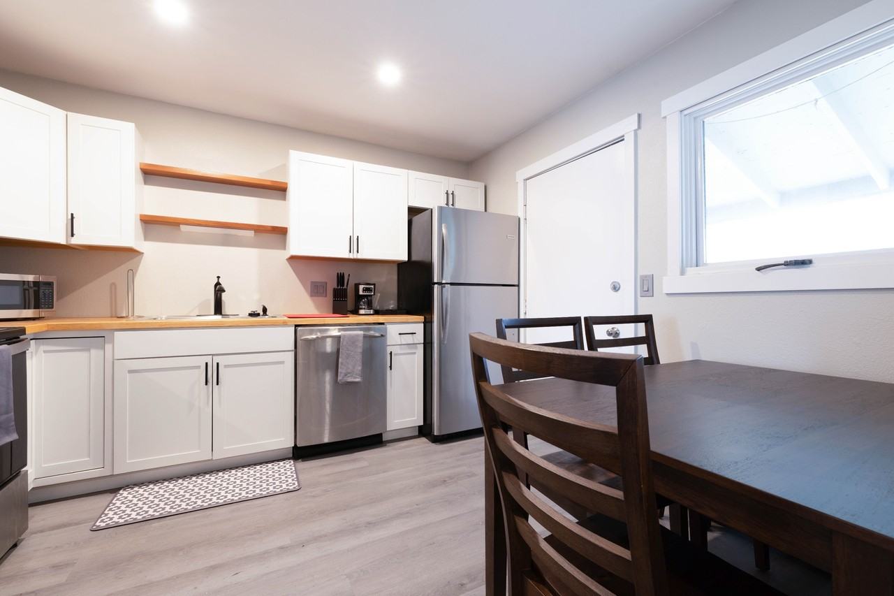 211 Mccarrey St #1 - Photo 4 of 11