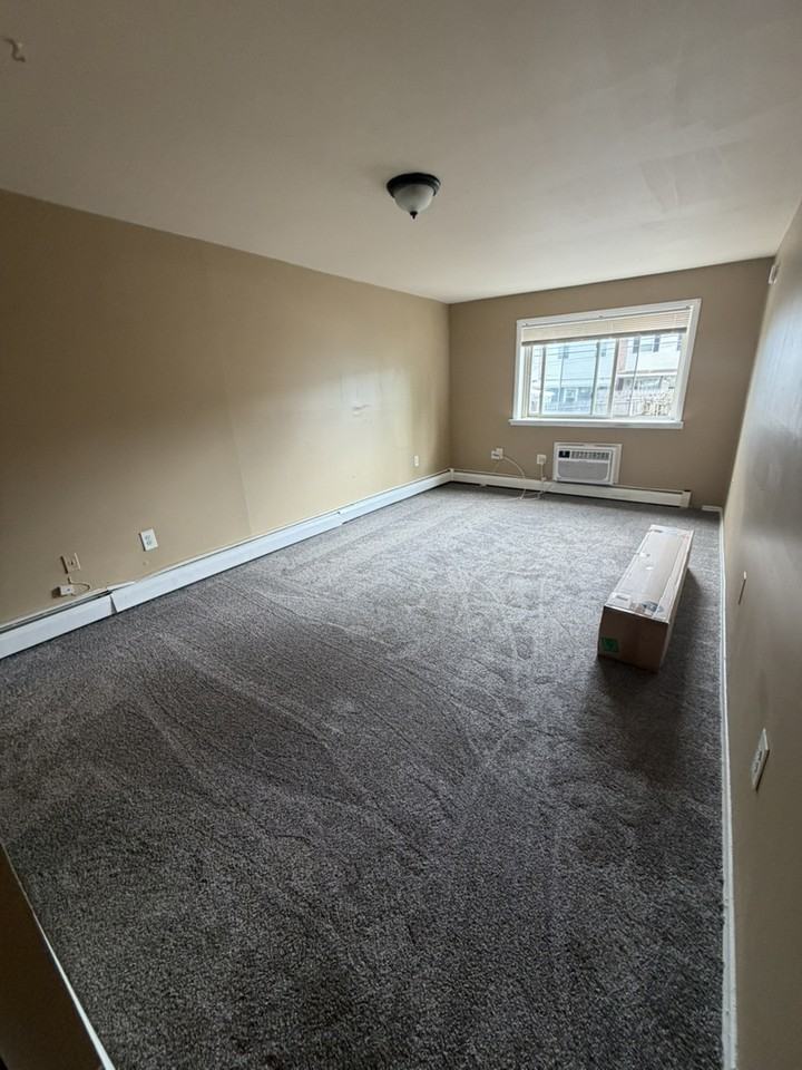 4200 Woodhaven Rd - Photo 2 of 4