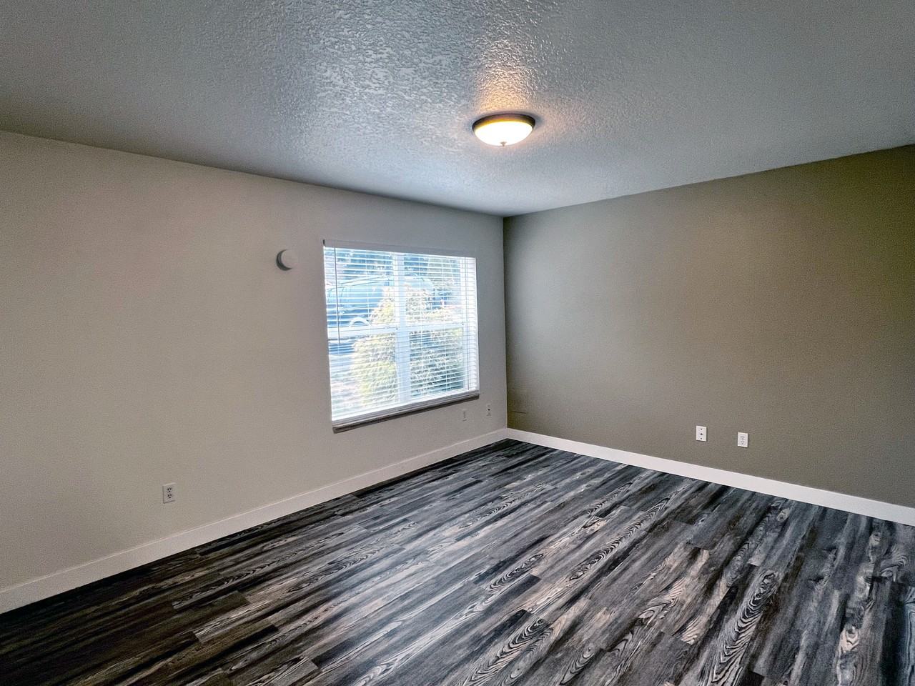 940 Nw 7th Ave #10 - Photo 7 of 47
