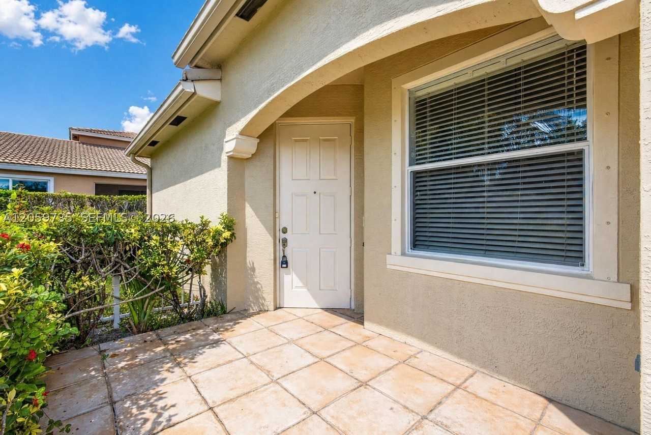 2151 Umbrella Cay - Photo 2 of 50