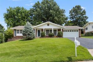 featured image of 24 Forest Crest Dr