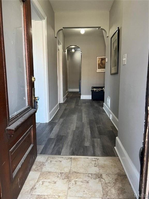 2048 Russell Blvd - Photo 3 of 42