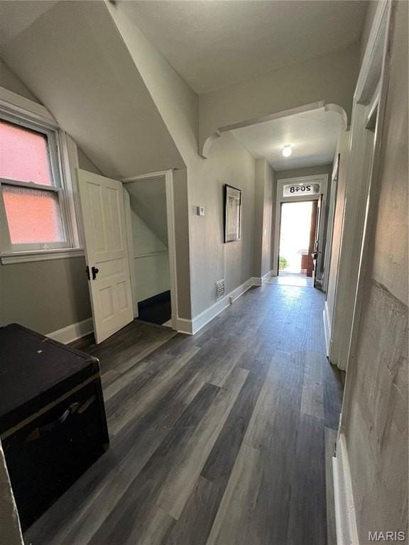 2048 Russell Blvd - Photo 4 of 42
