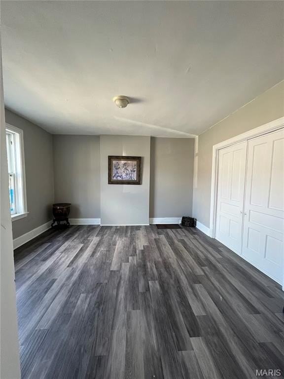 2048 Russell Blvd - Photo 7 of 42