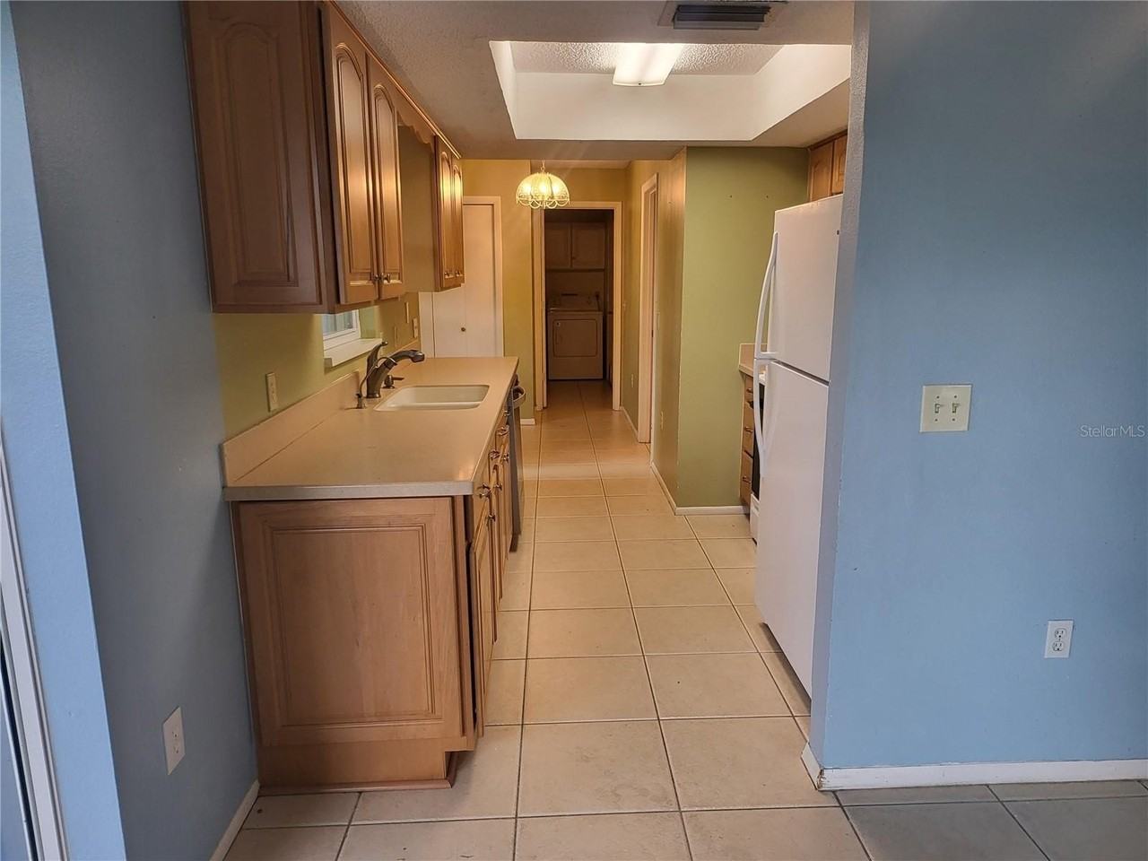 12165 Gulfstream Blvd - Photo 3 of 43
