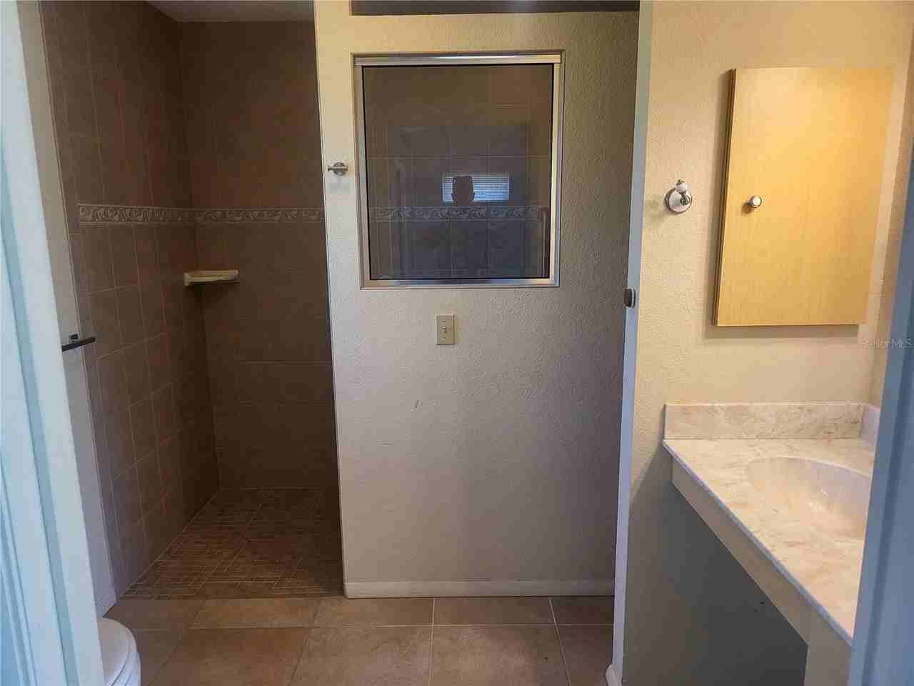 12165 Gulfstream Blvd - Photo 6 of 43