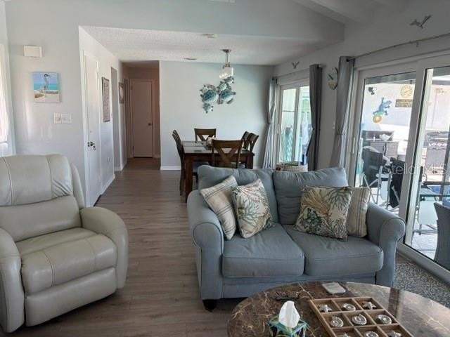 98 Caddy Rd - Photo 5 of 19