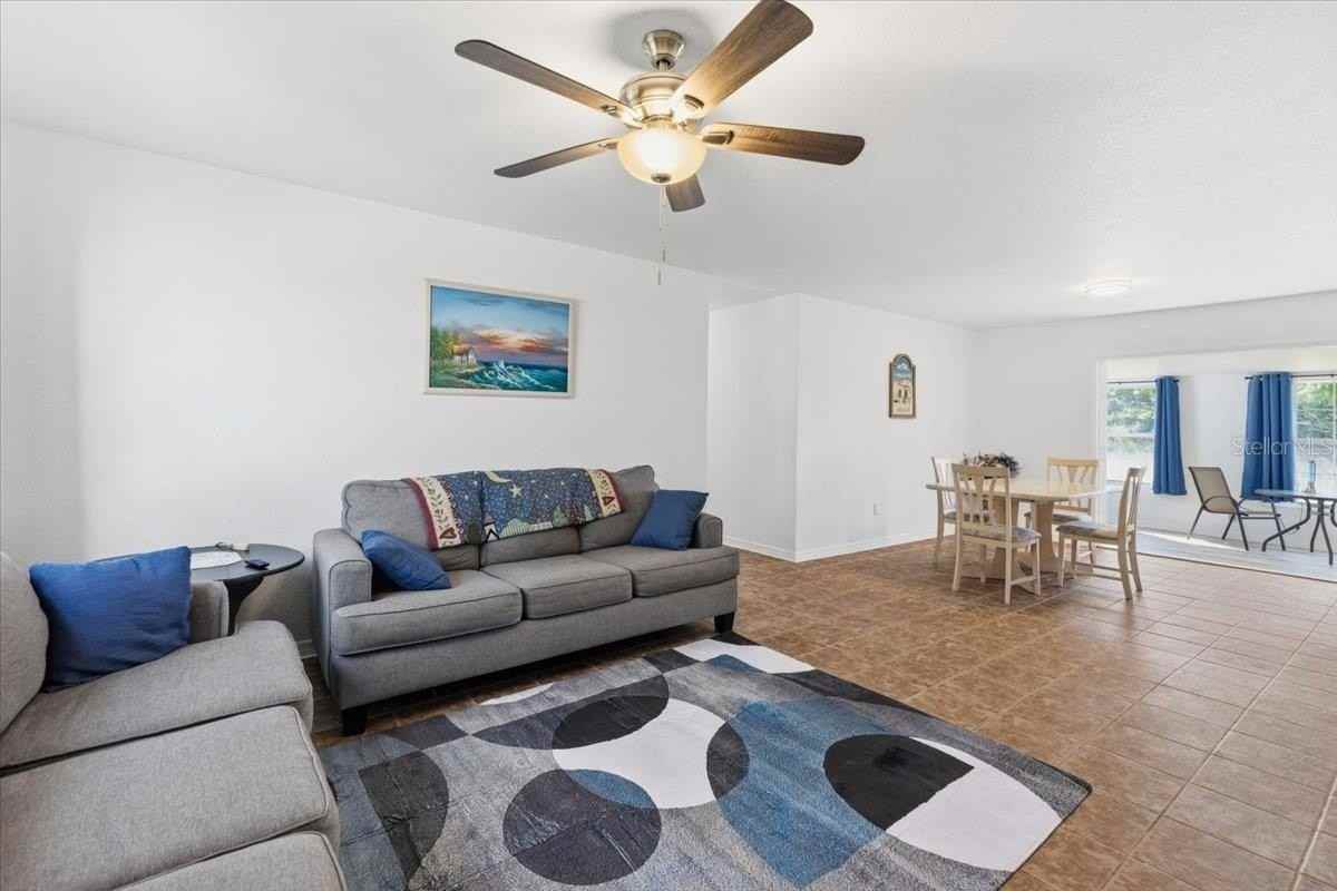 6628 Thorman Rd - Photo 7 of 43