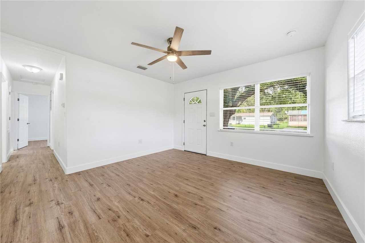 1009 Nebraska St - Photo 5 of 27