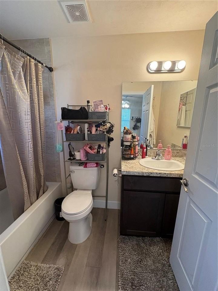 13002 Sw 174th St - Photo 3 of 10