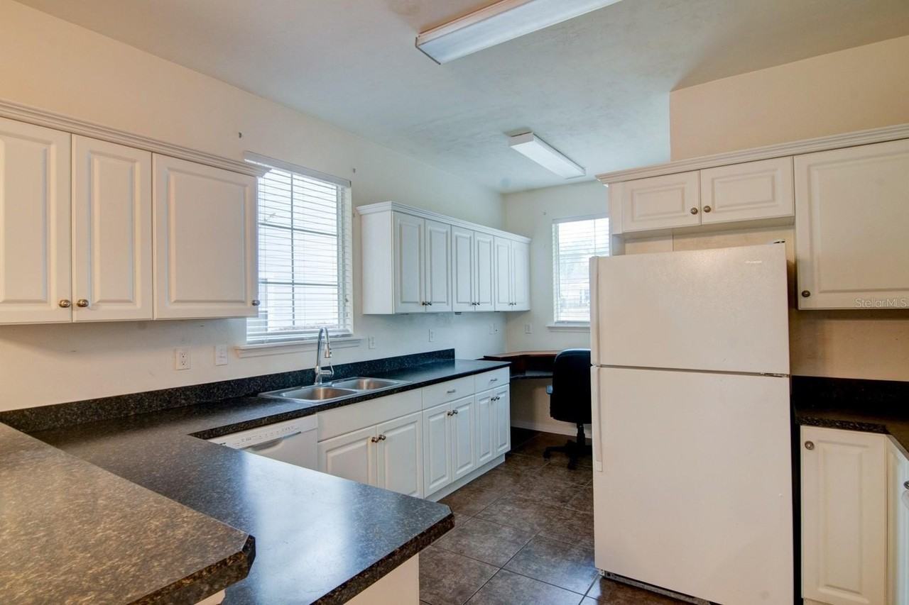 1563 Nw 29th Rd #108 - Photo 4 of 15