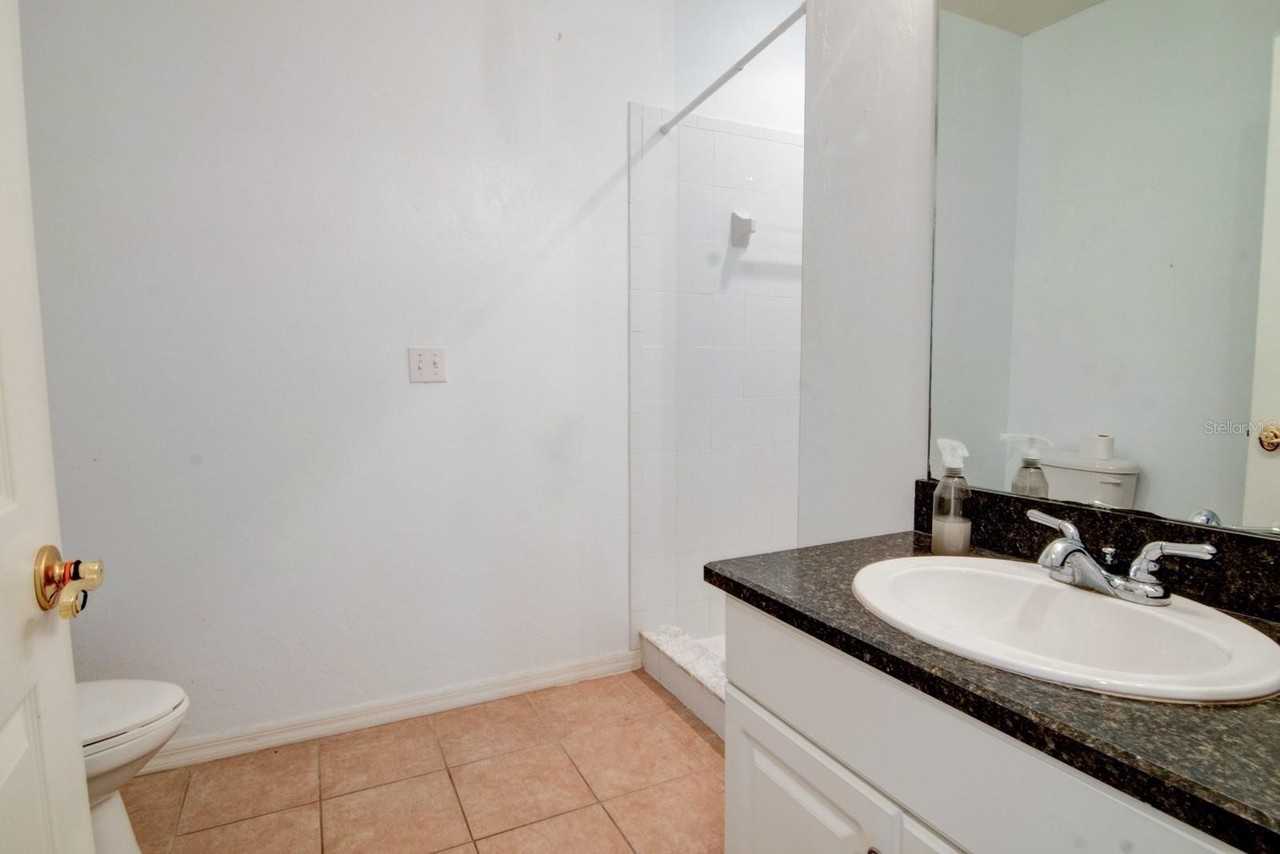 1563 Nw 29th Rd #108 - Photo 6 of 15