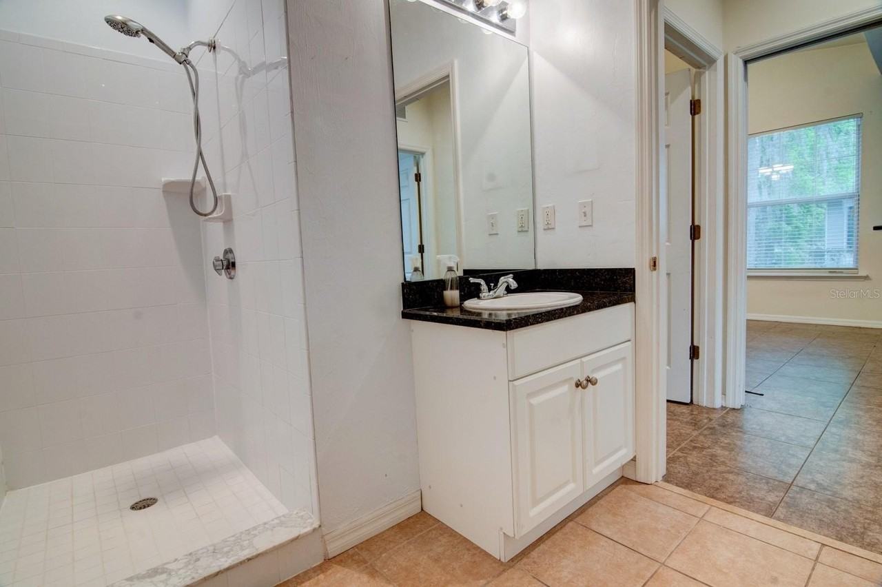 1563 Nw 29th Rd #108 - Photo 7 of 15