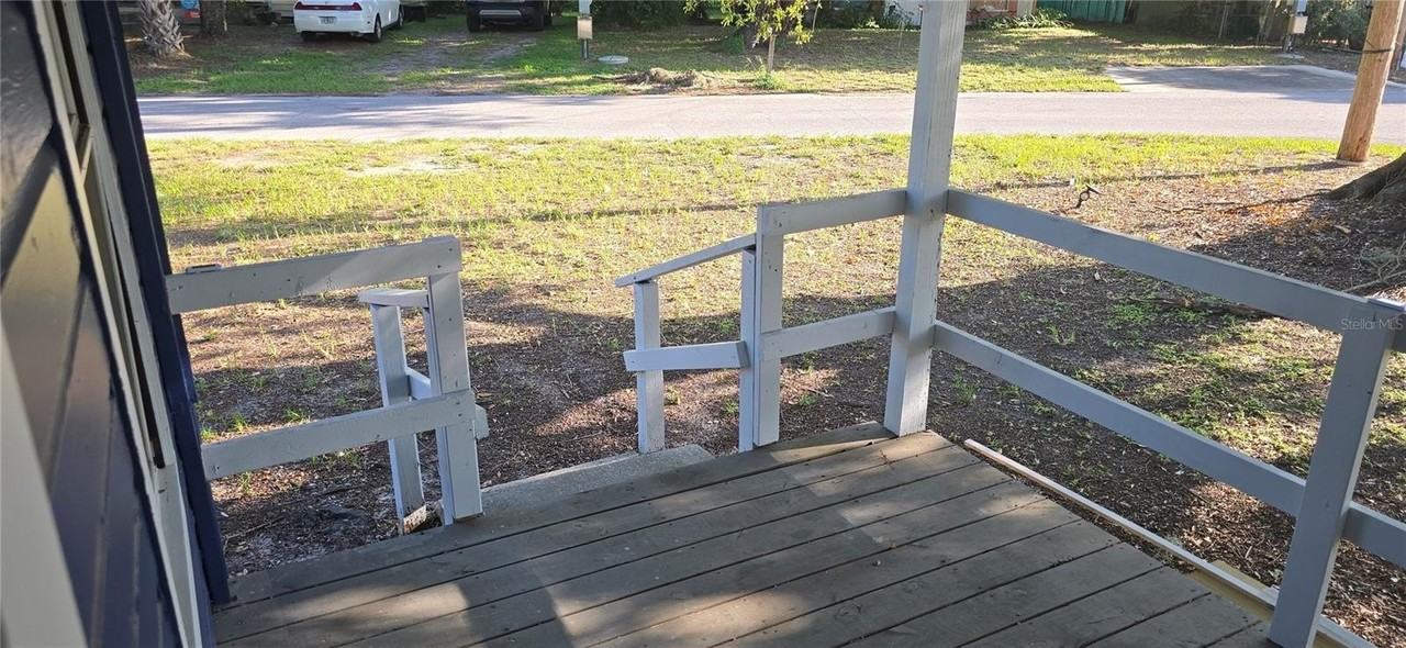 318 Chesney Blvd - Photo 2 of 31