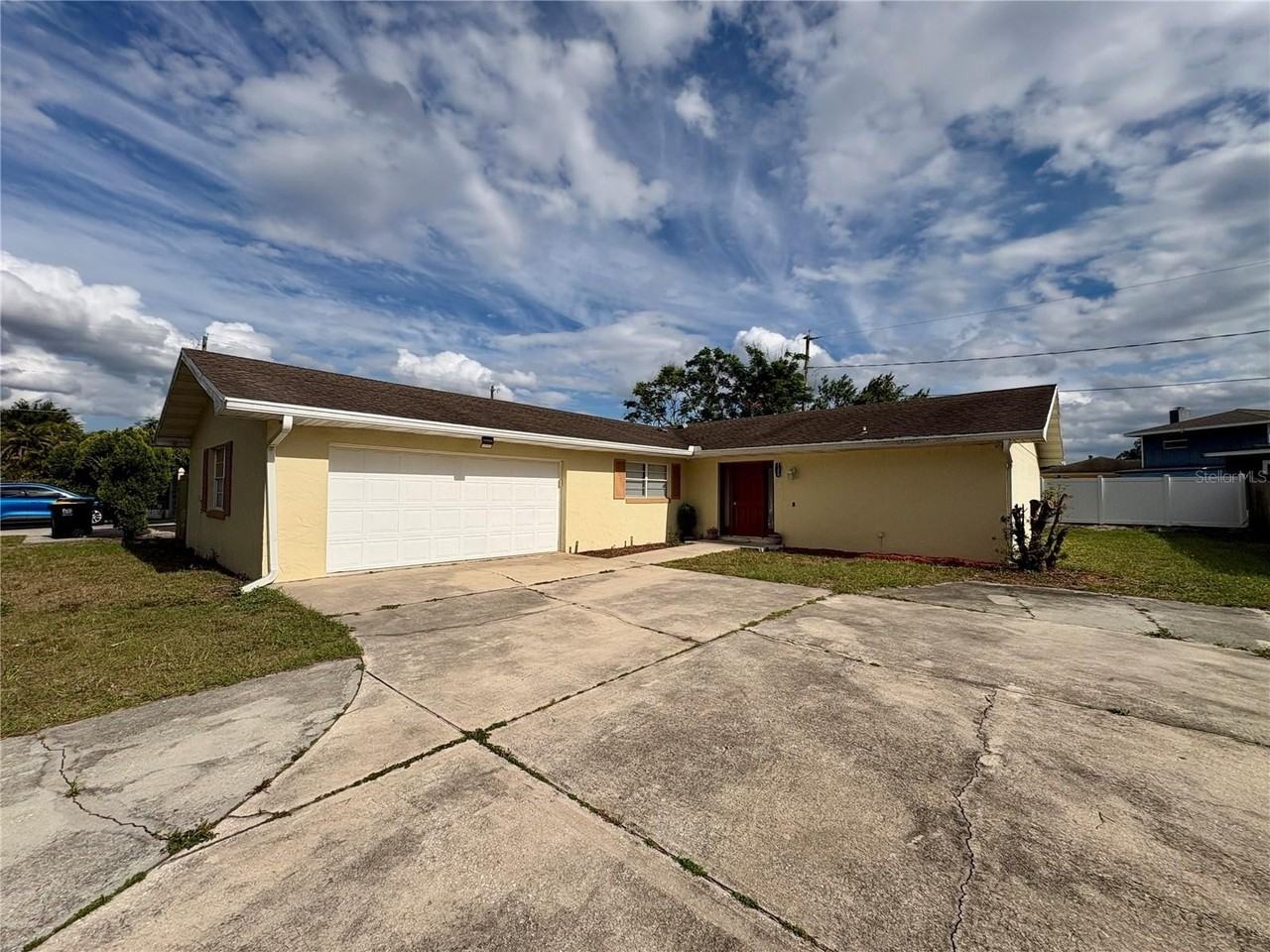 728 Lake Ned Rd - Photo 2 of 34