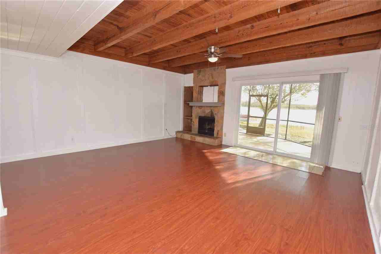 2221 9th St Se - Photo 5 of 25