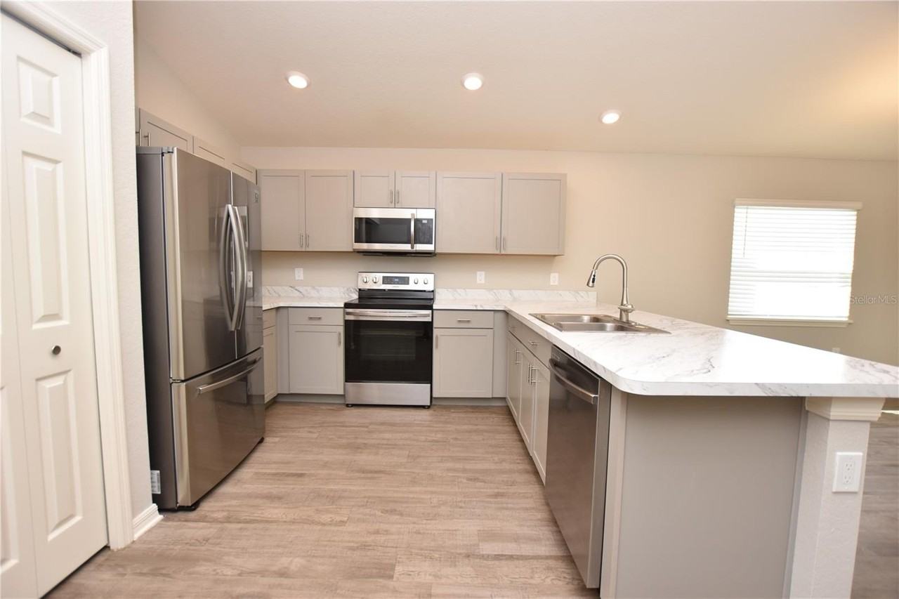 372 Cascara Ln - Photo 3 of 34