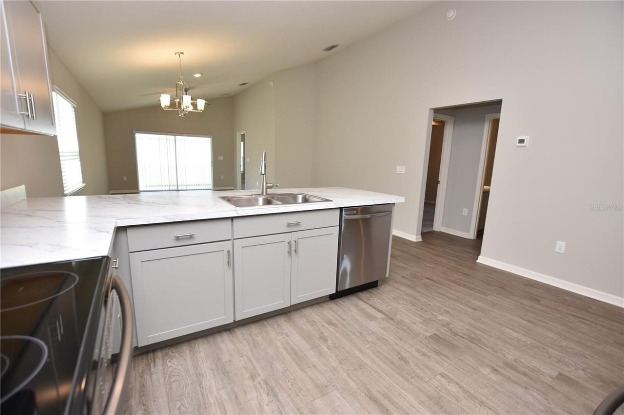 372 Cascara Ln - Photo 6 of 34