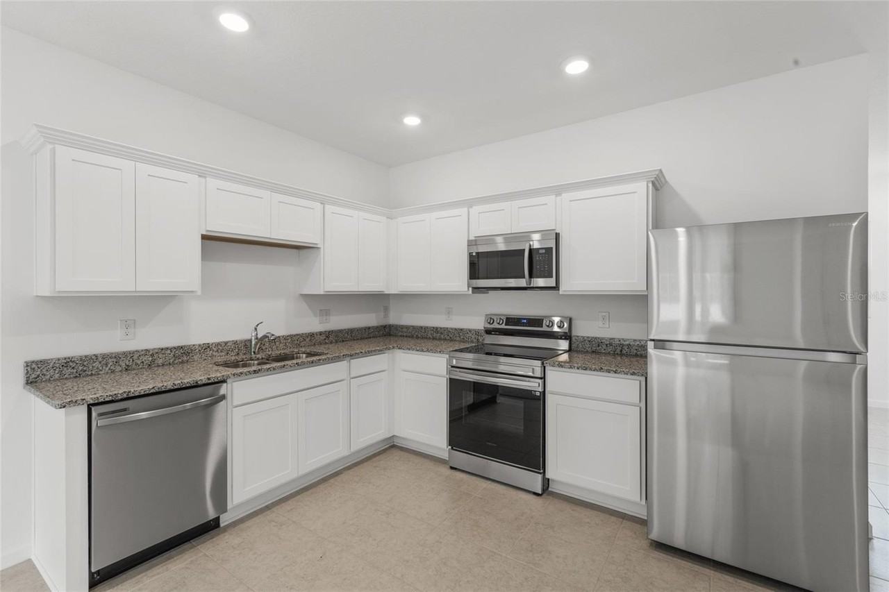 358 Cadberry Pl - Photo 4 of 31