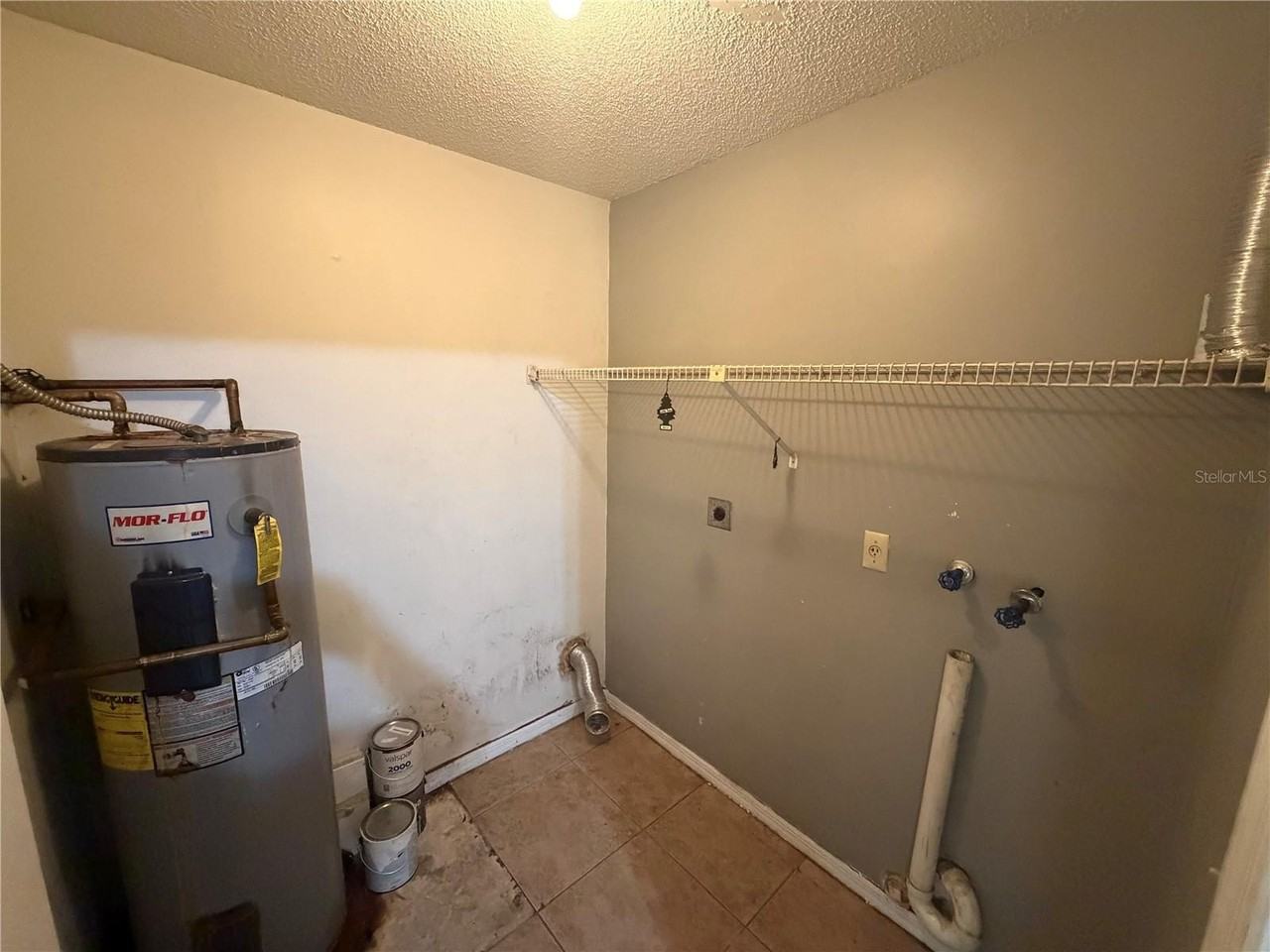 2415 Cedar Ave #B - Photo 7 of 13