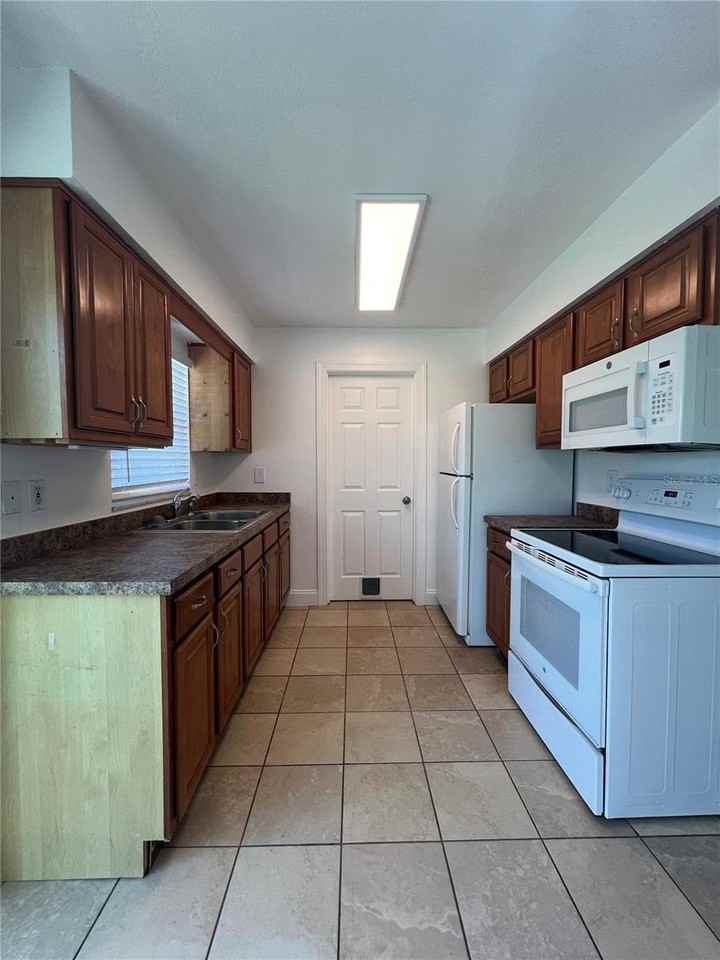 13 E Winter Park St - Photo 5 of 12