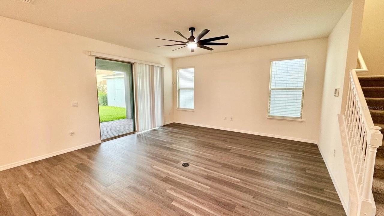 11170 Hollow Bay Dr - Photo 5 of 41