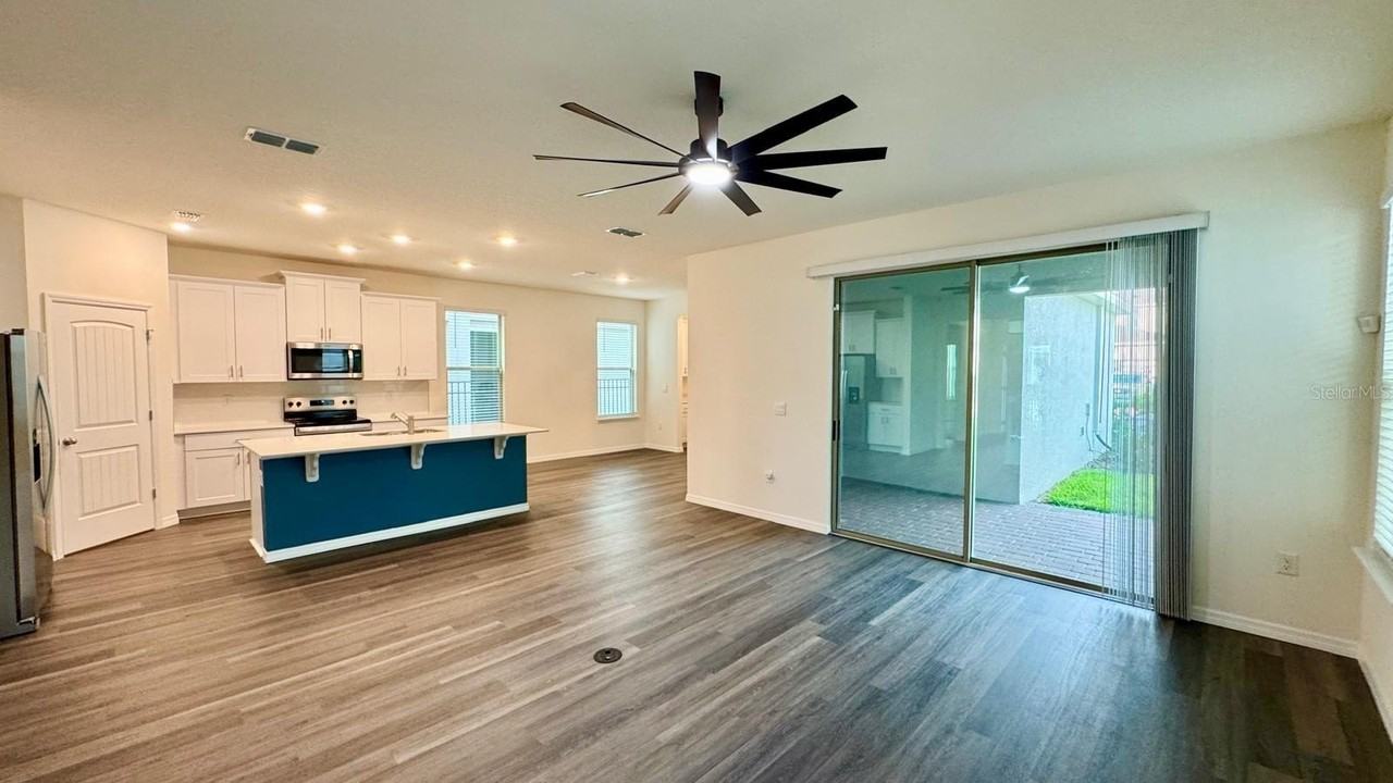 11170 Hollow Bay Dr - Photo 6 of 41