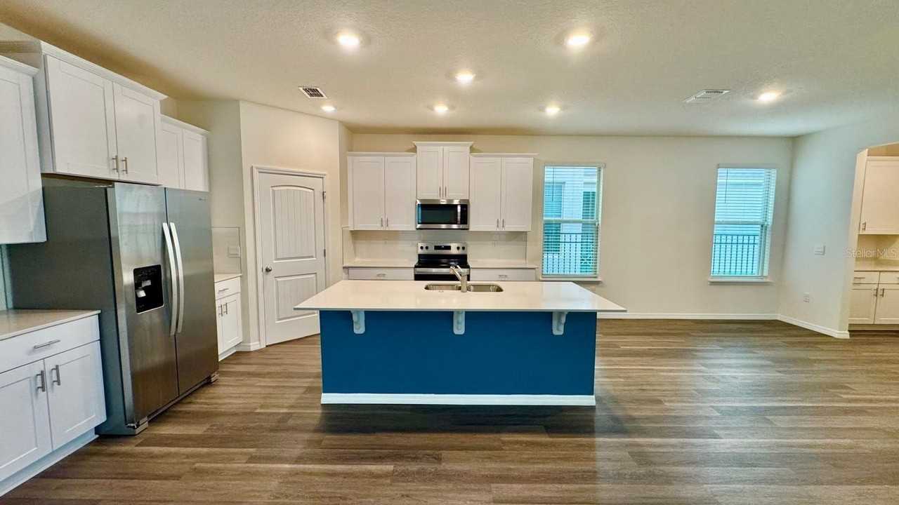 11170 Hollow Bay Dr - Photo 7 of 41