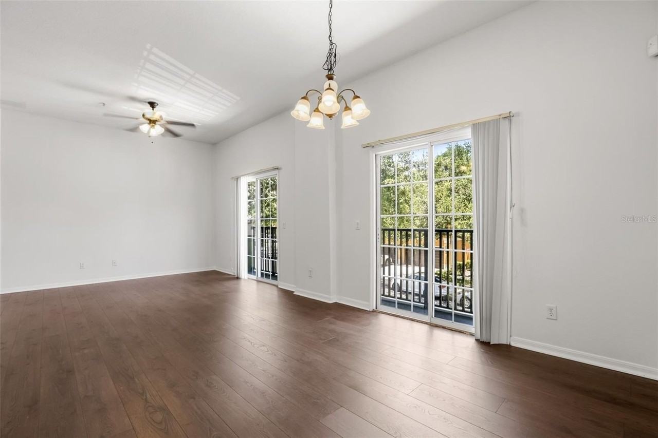 3310 Pine Oak Trl - Photo 5 of 28