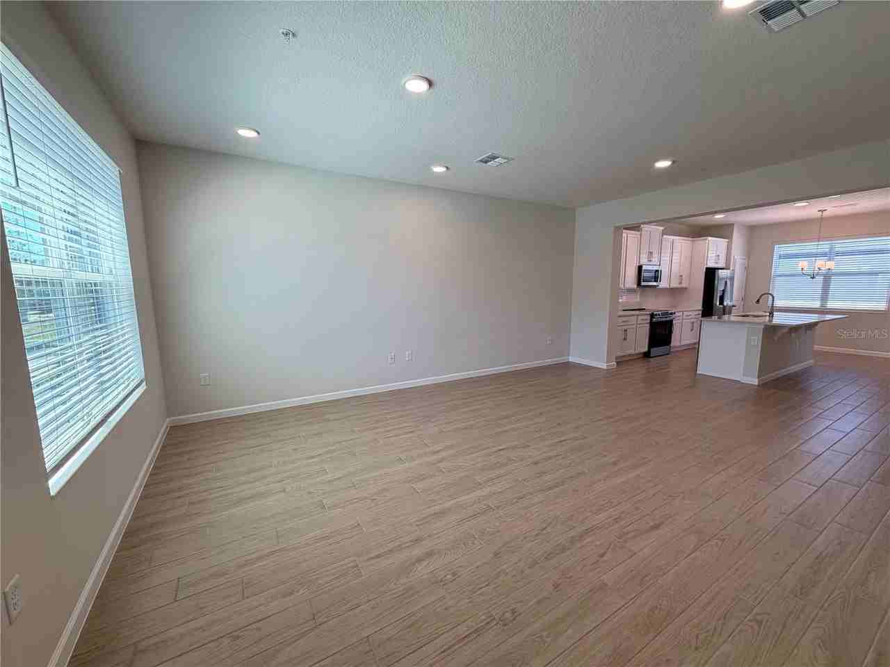 474 Lady Palm St - Photo 4 of 23