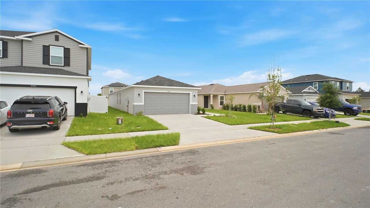 2942 Lavanda Dr - Photo 2 of 48