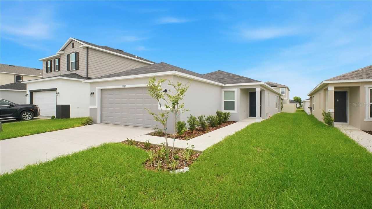 2942 Lavanda Dr - Photo 5 of 48