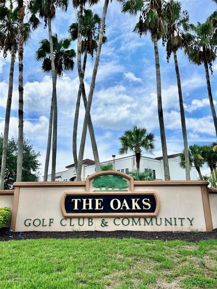 2300 The Oaks Blvd - Photo 2 of 50