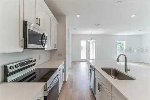 453 Archway Pl - Photo 3 of 16