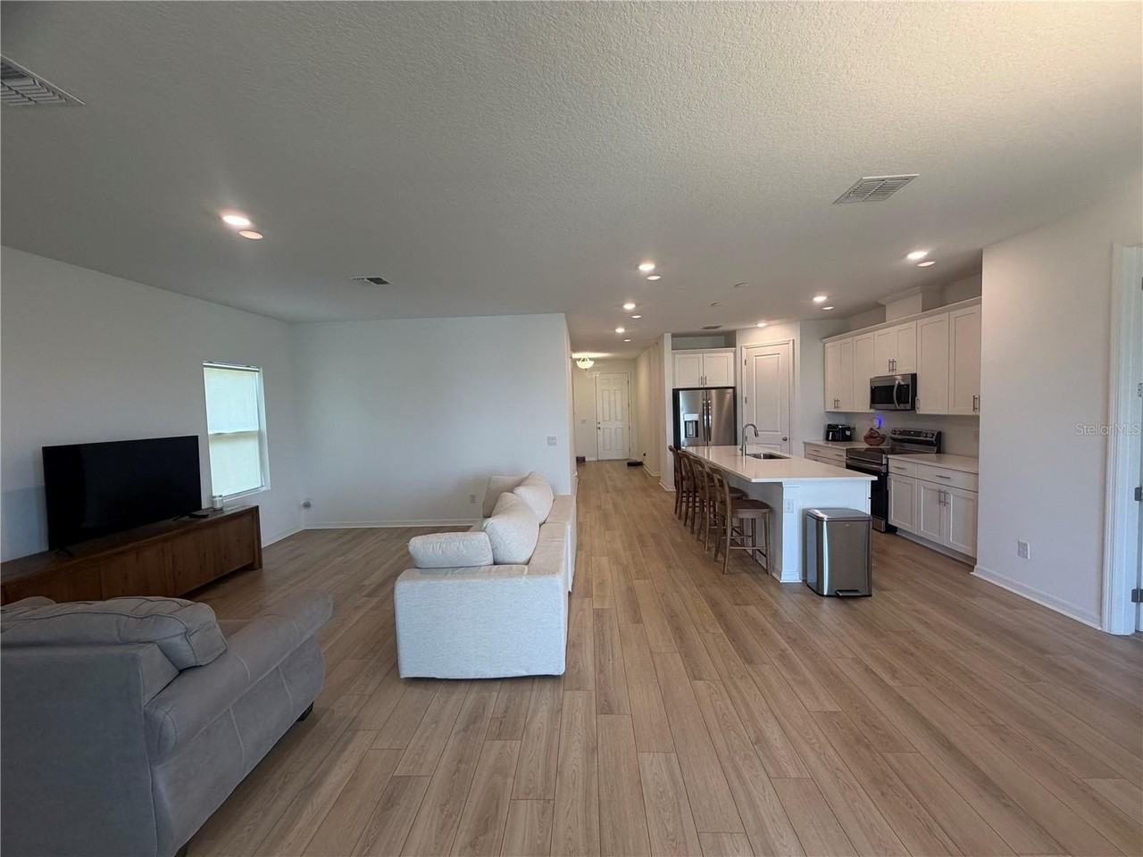 453 Archway Pl - Photo 5 of 16