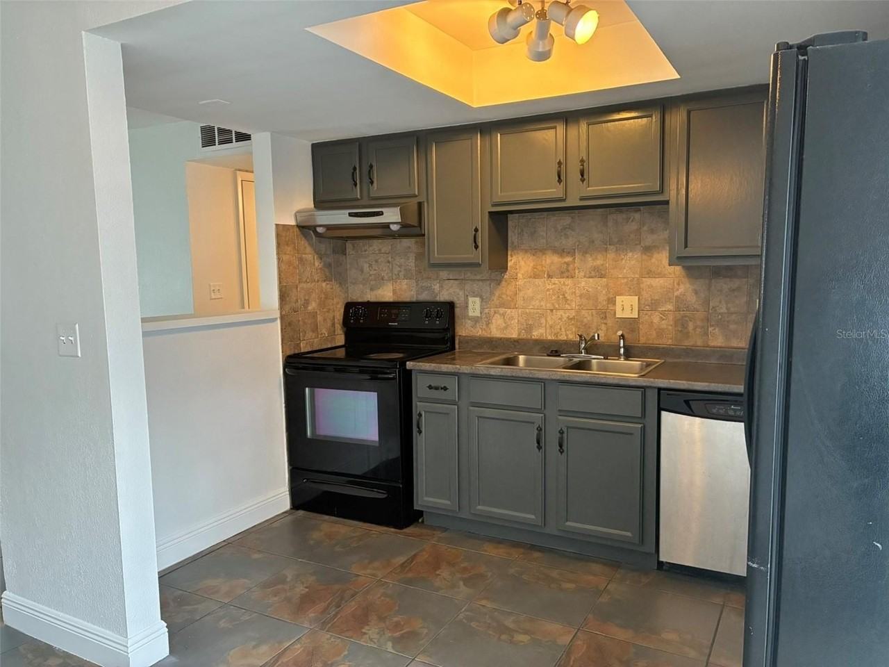1944 Conway Rd #4 - Photo 6 of 27