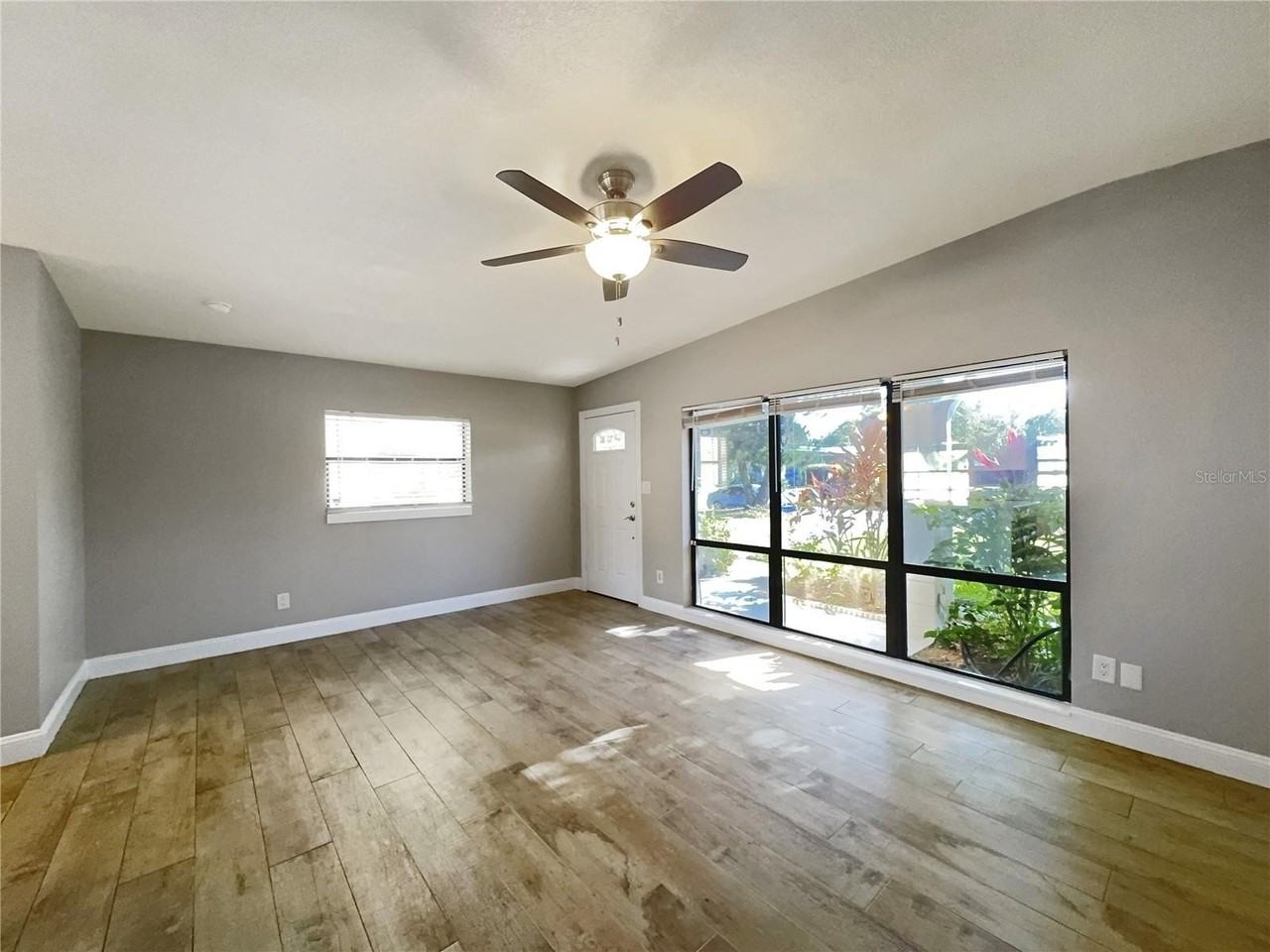 3628 Dagon St - Photo 5 of 13