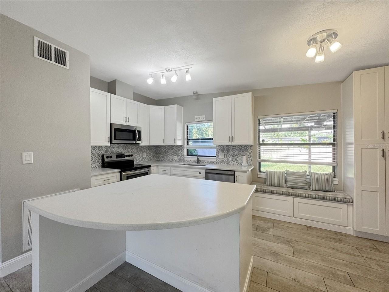 3628 Dagon St - Photo 7 of 13