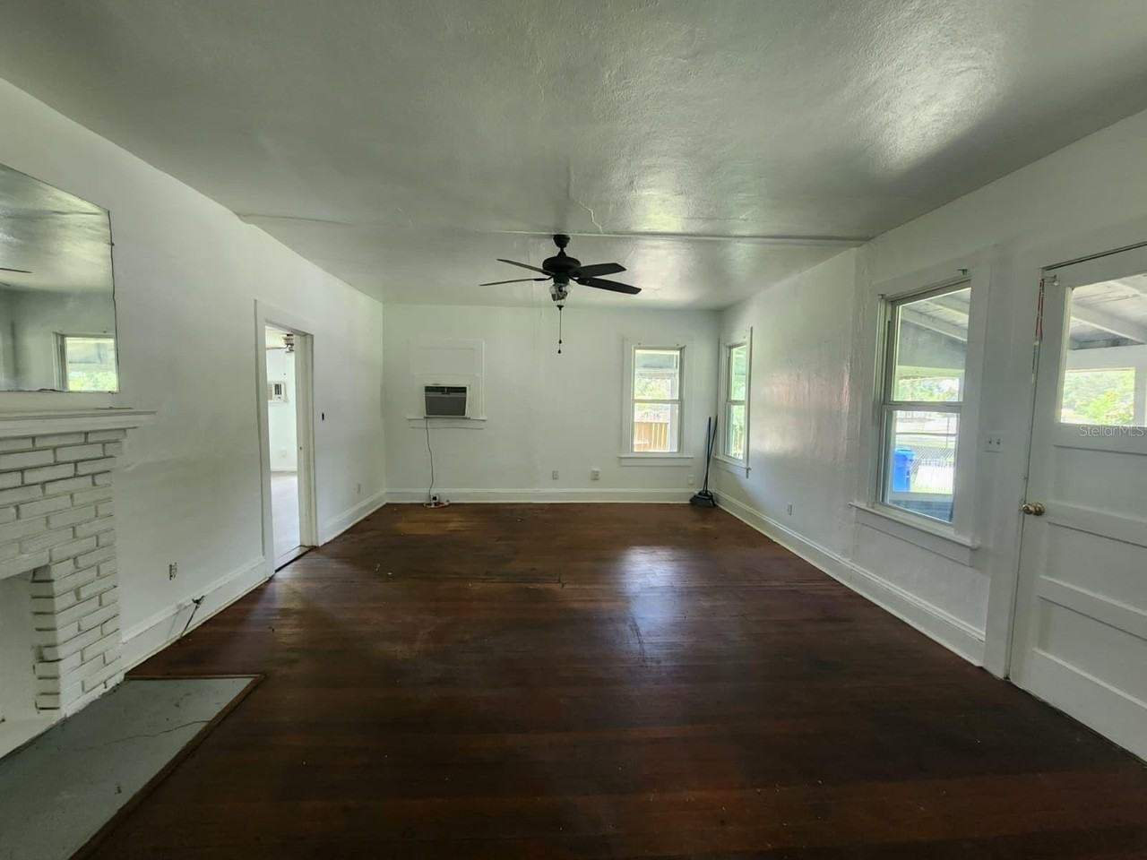 174 S 3rd St - Photo 3 of 10